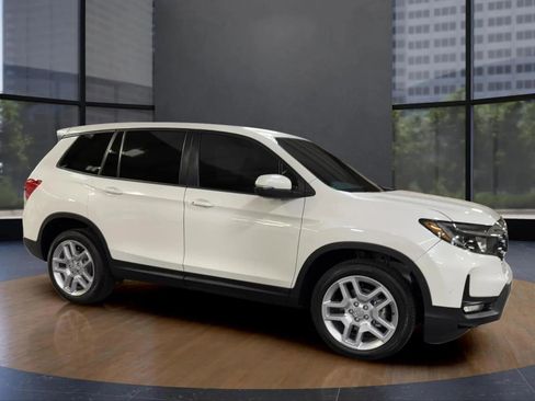 Used 2025 Honda Passport EX-L image 11