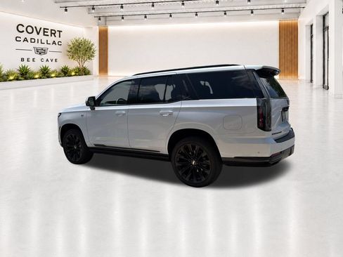 Certified 2026 Cadillac Escalade Platinum Sport w/ LPO, ONYX Package AWD/4WD image 10