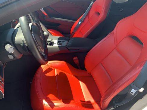 Used 2019 Chevrolet Corvette Stingray Coupe w/ Carbon Flash Badge Package RWD image 24