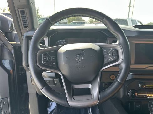 Used 2022 Ford Bronco Outer Banks image 16