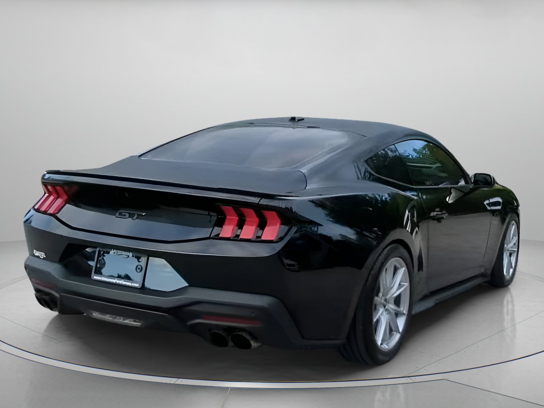 Used 2025 Ford Mustang GT RWD image 27