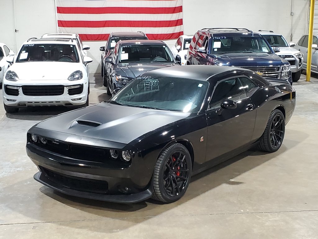 Used 2021 Dodge Challenger R/T Scat Pack w/ T/A Package RWD image 32