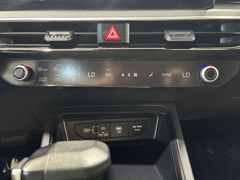 Used 2025 Kia K5 LXS FWD image 19