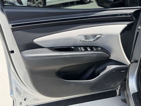 Used 2023 Hyundai Tucson Limited AWD/4WD image 10