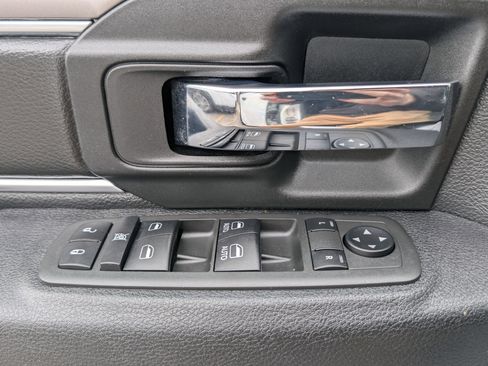 Used 2021 RAM 1500 Classic Warlock w/ Electronics Group AWD/4WD image 16