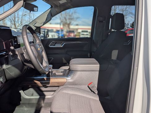 Certified 2025 Chevrolet Silverado 1500 LT w/ Z71 Off-Road Package image 16