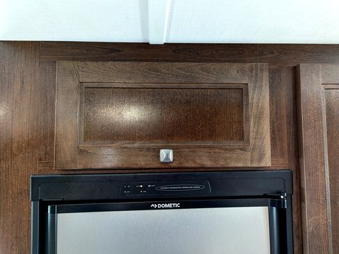 Used 2019 Chevrolet Express 4500 w/ RV Package image 64