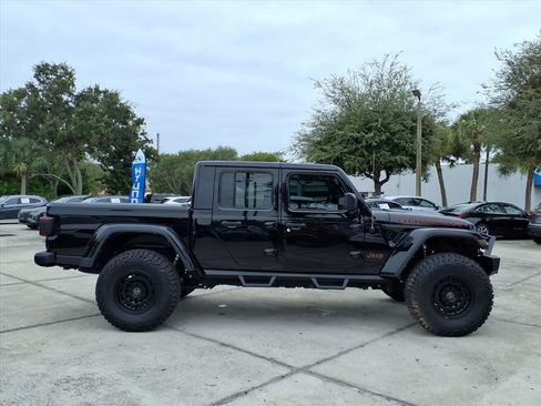 Used 2023 Jeep Gladiator Rubicon w/ Cold Weather Group image 8