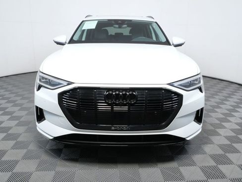 Certified 2023 Audi e-tron Premium w/ Convenience Plus Package image 24