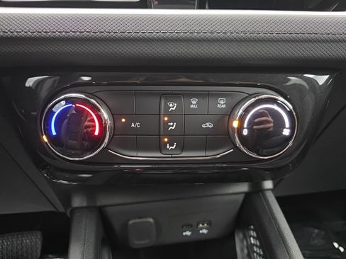 Used 2026 Chevrolet TrailBlazer LT w/ Driver Confidence Package image 34