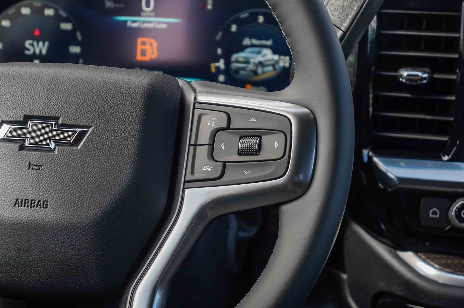 New 2026 Chevrolet Silverado 1500 RST AWD/4WD image 17