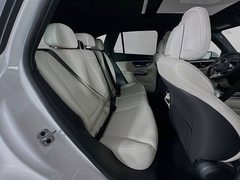 Certified 2026 Mercedes-Benz GLC 300 4MATIC image 27