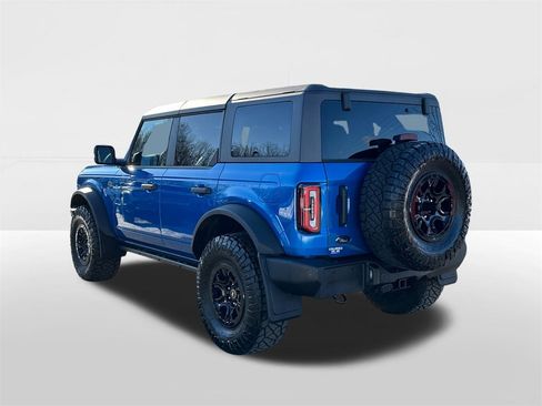 Used 2024 Ford Bronco Wildtrak image 2