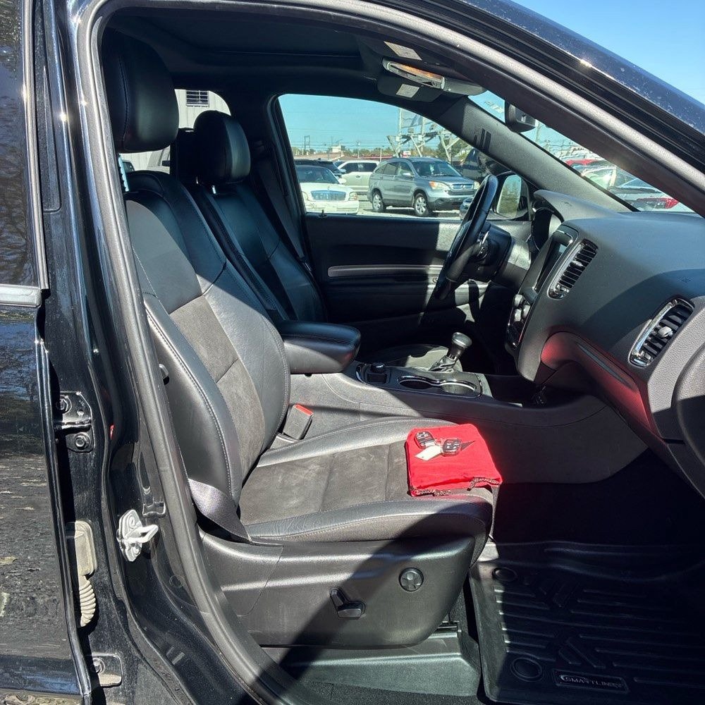 Used 2019 Dodge Durango R/T w/ Blacktop Package AWD/4WD image 6
