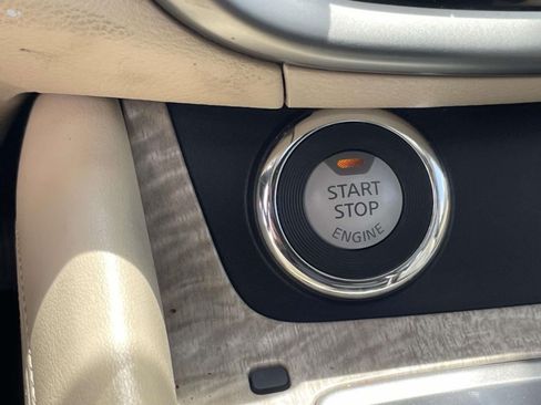 Used 2024 Nissan Murano SL AWD/4WD image 33