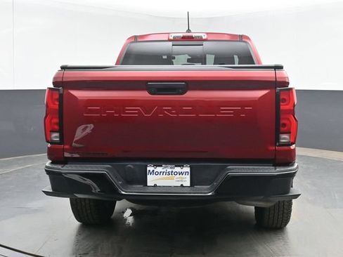Used 2024 Chevrolet Colorado Z71 w/ Z71 Convenience Package 2 AWD/4WD image 13