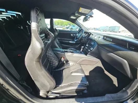 Used 2019 Ford Mustang Coupe RWD image 7