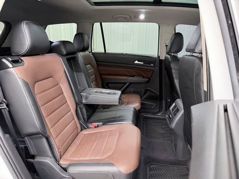 Used 2021 Volkswagen Atlas SEL Premium AWD/4WD image 42