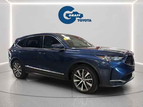 Used 2025 Acura MDX SH-AWD w/ Technology Package image 10