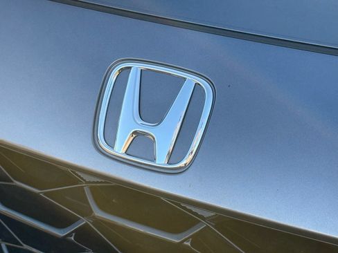 Certified 2026 Honda HR-V EX-L image 33