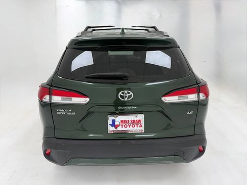 Used 2024 Toyota Corolla Cross LE FWD image 19