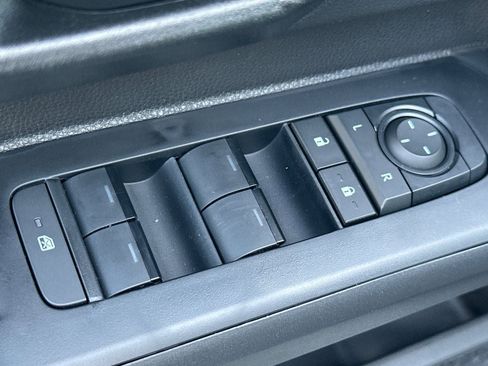 New 2026 Toyota Tacoma SR5 image 13