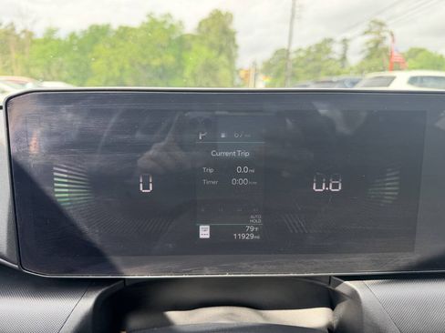 Used 2025 Kia K4 FWD image 30