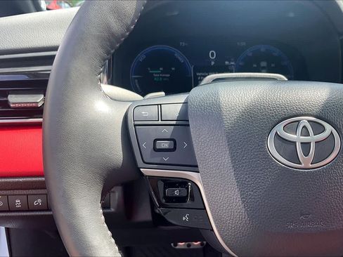 Used 2025 Toyota Camry XSE w/ Premium Plus Package AWD/4WD image 25