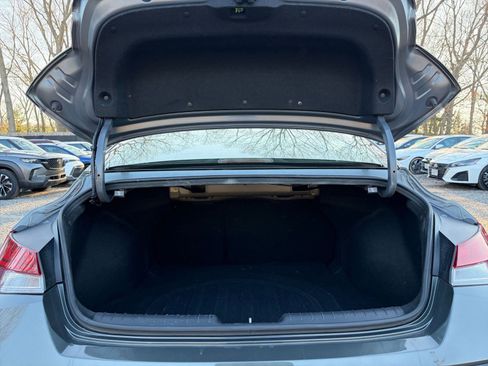 Used 2025 Hyundai Elantra SEL image 32