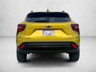 Used 2025 Chevrolet Trax RS FWD video 4