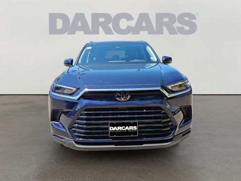 Used 2024 Toyota Grand Highlander AWD image 2