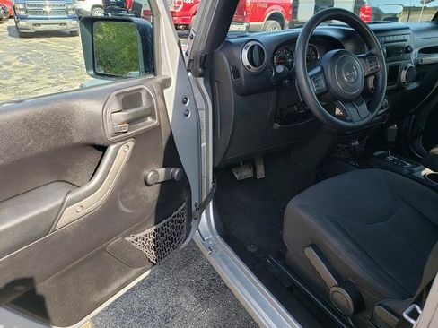 Used 2016 Jeep Wrangler Sport AWD/4WD image 14