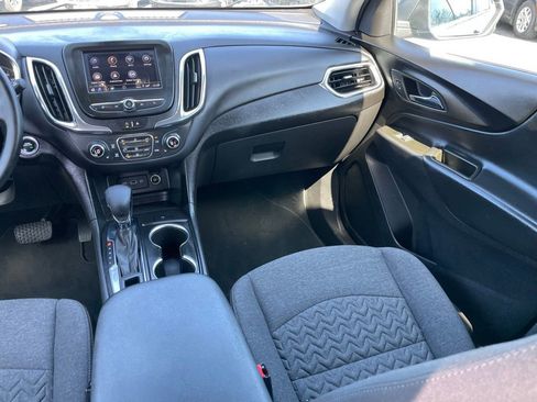 Used 2024 Chevrolet Equinox LT image 10