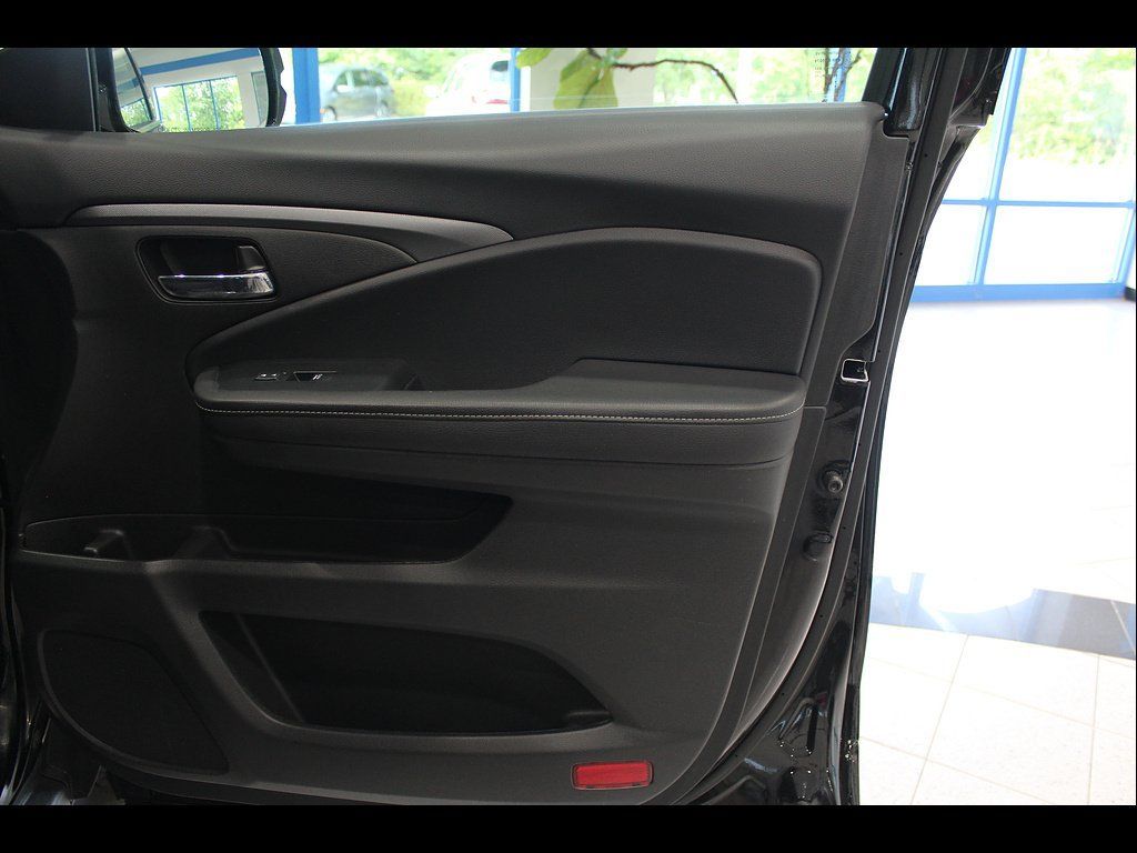 Certified 2023 Honda Ridgeline Sport image 25
