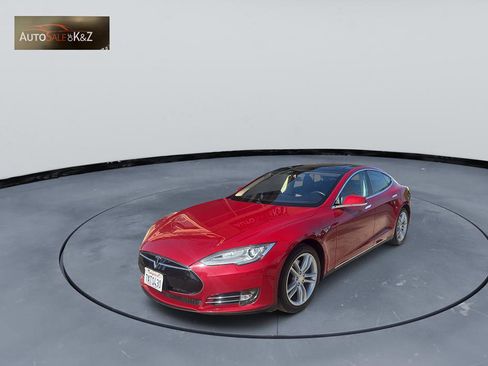 Used 2013 Tesla Model S RWD image 1