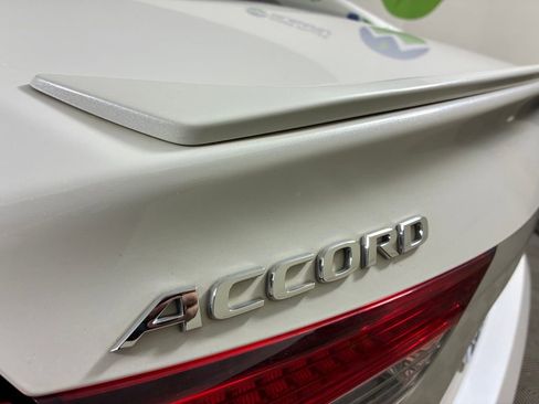 Used 2018 Honda Accord Sport image 25