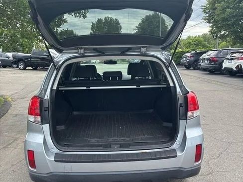 Used 2013 Subaru Outback 2.5i Limited AWD/4WD image 33