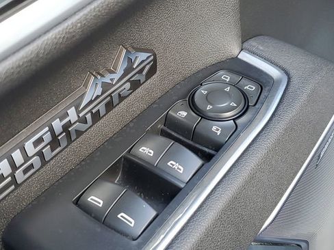 Used 2025 Chevrolet Silverado 1500 High Country w/ High Country Premium Package image 22