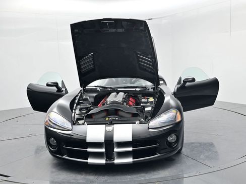 Used 2006 Dodge Viper SRT-10 image 48