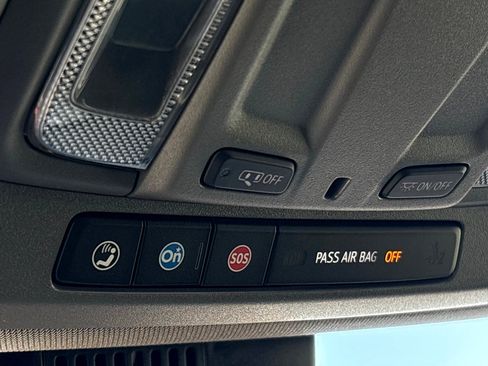 Used 2024 Chevrolet Silverado 2500 Custom w/ Custom Value Package image 33