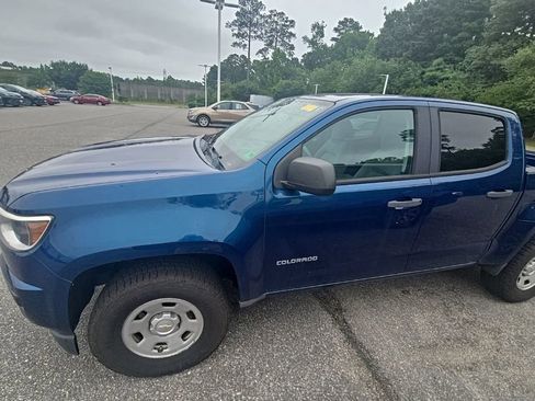 Used 2019 Chevrolet Colorado W/T w/ WT Convenience Package RWD image 9