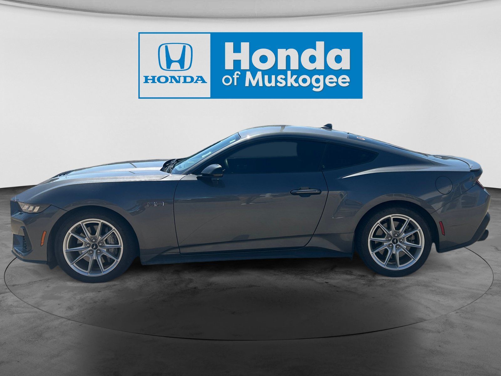 Used 2025 Ford Mustang GT Premium RWD image 8