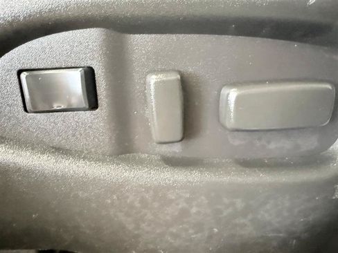 Used 2013 Cadillac SRX Luxury AWD/4WD image 13