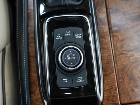 Used 2023 Nissan Armada SL w/ Captain's Chairs Package AWD/4WD image 26