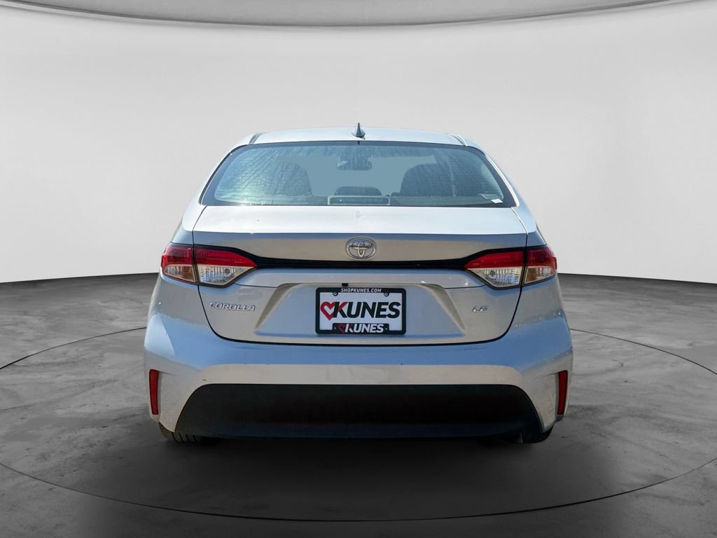 Used 2024 Toyota Corolla LE FWD image 8