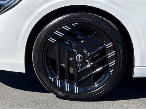 New 2026 Nissan Sentra SR w/ SR Premium Package image 31