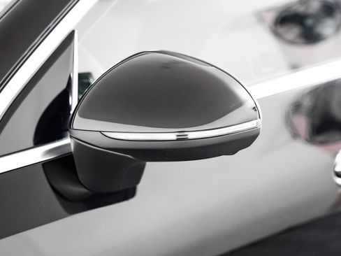 Certified 2026 Mercedes-Benz GLC 300 image 24