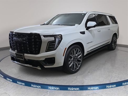Used 2025 GMC Yukon XL Denali Ultimate image 1