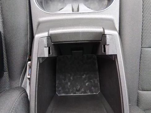 Used 2023 GMC Canyon Elevation w/ Convenience Package image 21