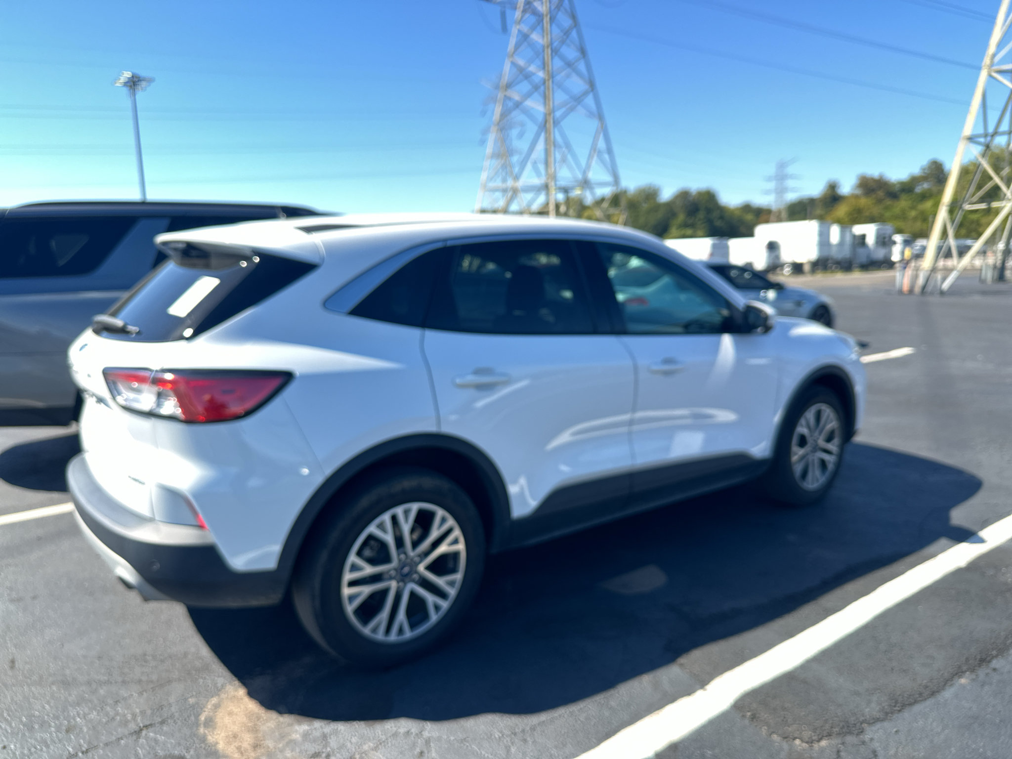 Used 2022 Ford Escape SEL AWD/4WD image 6